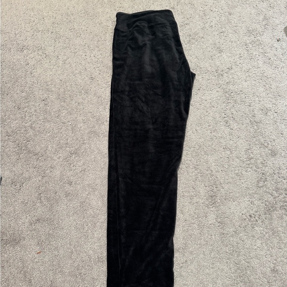 Cuddl Duds Pants - Cuddl Duds Soft Black Velvet Pants